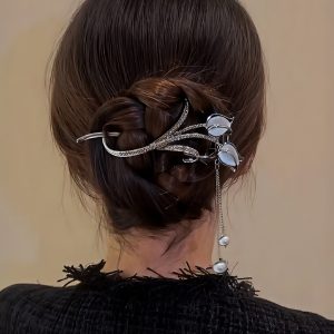 Half-tied Twist Hairpin Temperament Smile Female Back of Head Pearl Hairpin Frog Buckle Clip